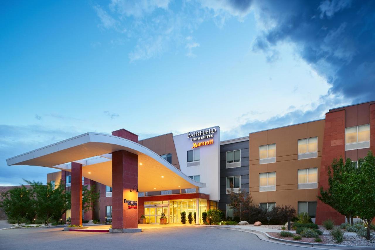 Fairfield Inn & Suites By Marriott Моуаб Екстериор снимка